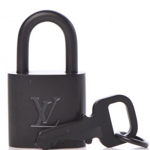 Louis Vuitton Accessories - Louis Vuitton Matte Black Lock and Key Set With Chain